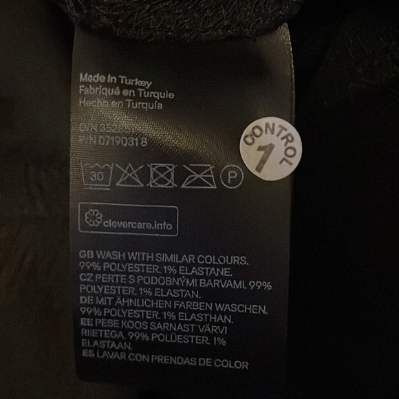 H&M Black Blouse with Ruching & Frill Detailing (Size Large) - Picture 6 of 6